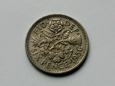 UK (Great Britain) 1956 6 PENCE British Coin with Queen Elizabeth II - Image 1 of 2