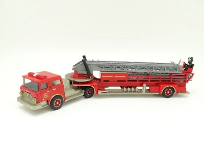 Corgi SB 1/50 - Mack CF Scala A Pioli Grande Echelle Pompiers USA - Immagine 1 di 2