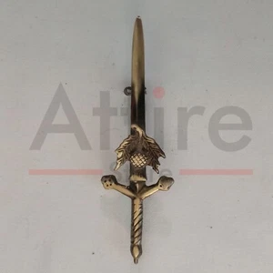 Antiguo pin de falda escocesa de cardo de latón para faldas escocesas tradicionales - pin de cardo - Imagen 1 de 1