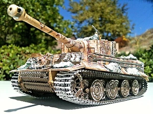 Corgi Tiger Tank 301 st German Army, Weldfuecht, 1944-45 301st Die-cast 1:50 - Picture 1 of 11