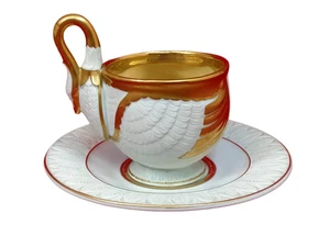 Taza y platillo de pintura dorada con mango de cisne de porcelana Dresden diámetro 3,1 pulgadas - Imagen 1 de 9