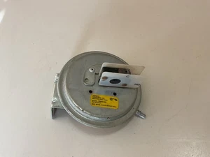 GOODMAN JANITROL AMANA B1370101 PRESSURE SWITCH TRIDELTA FS6368-562 - Picture 1 of 5