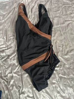 Trajes de baño de una pieza Longitude talla 10 negros y marrones Foto 1 de 4