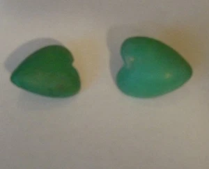 Vintage Seagreen Woodlike Heart Clip Back Earrings - Picture 1 of 1