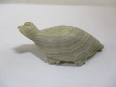 Tortuga de piedra de jabón de alabastro tallada Foto 1 de 4