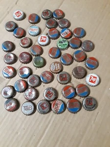 Lote surtido de tapas de botellas vintage - todas tienen corcho - Imagen 1 de 6