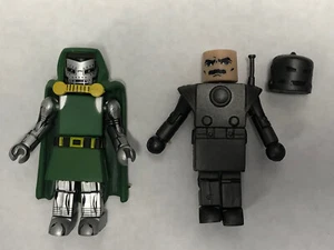 2 Marvel Minimates lose Figuren - Classic Iron Man & Dr. Doom - Bild 1 von 1