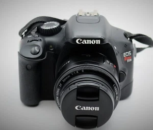 Canon EOS 550D / Rebel T2i DSLR + 50mm f/1.8 Lens – HD Video, Tested, Sharp AF - Picture 1 of 23