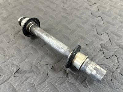 Kawasaki KX450F KX250F 2006-2014 2009 OEM eje de rueda delantera perno pivote 41068-0004 Foto 1 de 4