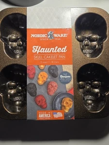 Nordic Ware Haunted Skull Cakelet Pan - Halloween Backformen Alugussform 5  - Bild 1 von 6