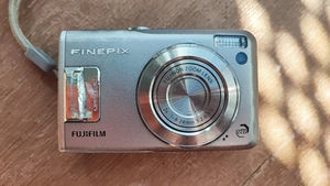 Fujitsu FinePix F31fd - Bild 1 von 5
