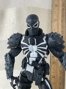 Agent Venom Flash Thompson Venom Figure | Marvel | Diamond Select 2016 - Picture 1 of 6