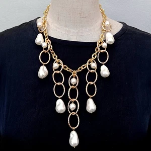 Collana festone catena perle barocche conchiglia mare bianca bigiotteria moda - Foto 1 di 4
