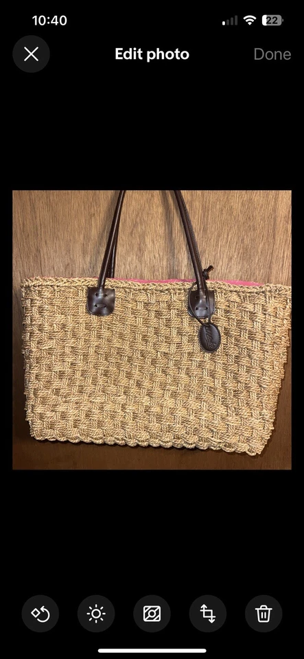 Liz Claiborne Mambo Straw Wicker 粉色衬里托特包 — 第 1/4 张图片