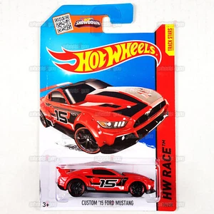 2015 Hot Wheels Custom 15 FORD MUSTANG #154 rosso - HW Race - 1:64 Track Stars CFH00 - Foto 1 di 3