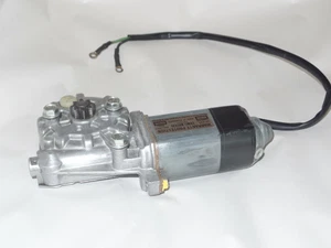 Mercedes Benz w123 r107 380sl window 8 teeth right side 0130821016 560 450 sl w - Picture 1 of 5