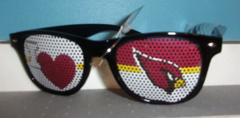 Official NFL Football Game Day Retro Sunglasses Logo Lens Arizona Cardinals NEW Cover