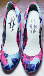 Charles Albert Womens Size 6 Platform Pump Floral Fabric - Picture 1 of 6