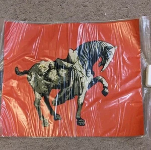 Vintage Art Of Batik Original Stoff 17"X14" versiegelt in Kunststoff - Pferd - Bild 1 von 4