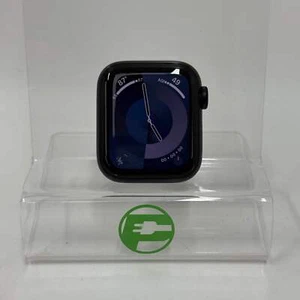 GPS Only Apple Watch SE 2nd Gen 40MM Midnight Aluminum MXEA3LL/A Face Only - Photo 1 sur 7
