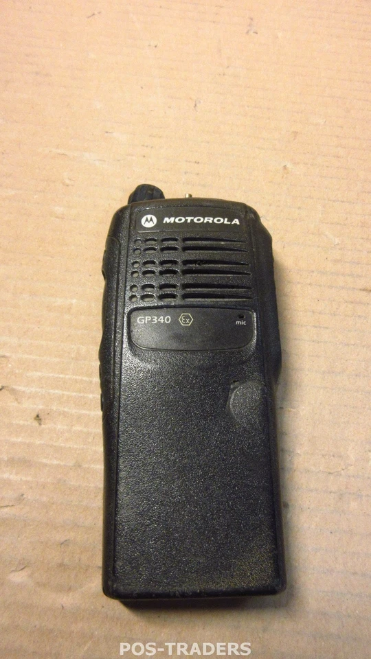 MOTOROLA GP340 PW311C analogue  TWO-WAY PORTABLE RADIO - MISSING TOP BUTTON - Bild 1 von 4