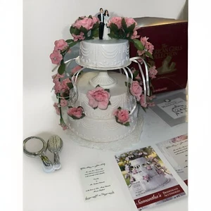 American Girl Puppe Samantha's HOCHZEITSTORTE ZUBEHÖR Spiegel Einladung Charms - Bild 1 von 4
