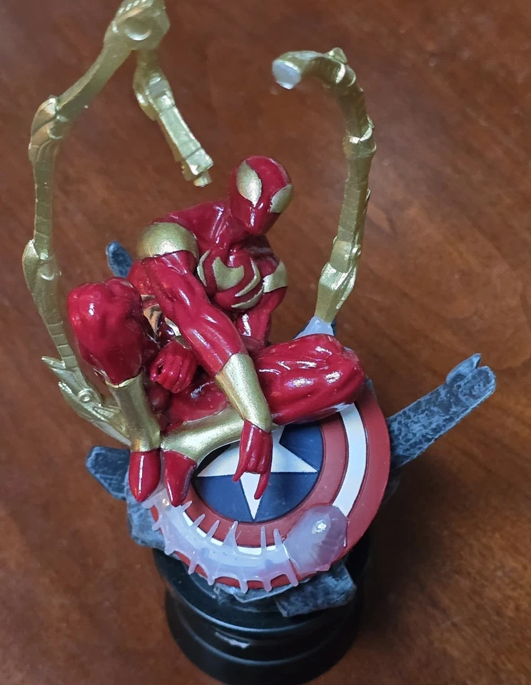 Figura 6" Marvel Beast Kingdom D-Stage Iron Spider-Man Diorama Etapa 015 Dañada  Foto 1 de 4