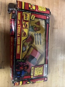 TEEN TITANS ROBIN with T-CYCLE & TURBO MOBILE New (BANDAI)- - Picture 1 of 8