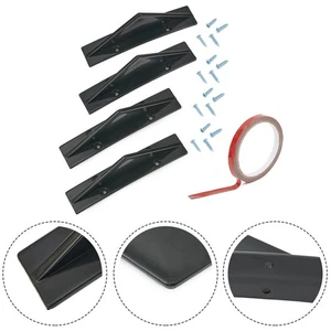 Heckdiffusor Blende Heckdiffusor Kappe unten rechts für 300 Brandneu - Picture 1 of 4