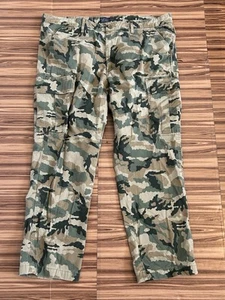 Pantalones utilitarios para hombre Levis cargo camuflaje exterior talla 42x32 - Imagen 1 de 5