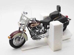 Franklin Mint Harley Davidson Heritage Softail Classic American Motorcycle 1/10 - Picture 1 of 5