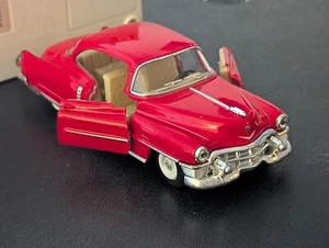 Cadillac Serie 62 1953 cupé rojo caliente modelo fundido a presión 5" nuevo con etiquetas 1:43 SCL - Imagen 1 de 17