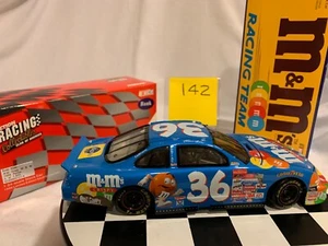 Ernie Irvan #36 Crispy M&M's 1999 Pontiac Grand Prix 1:24 Action 1 of 1.800 - Bild 1 von 4