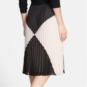 Nordstrom Halogen Pleated Black and White Diamond Skirt - Super Stunning! - Picture 1 of 11