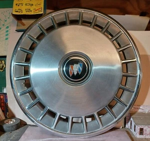 Buick Century 90 91 92 93 94 Hubcap wheel cover hub cap Skylark 14" - Bild 1 von 4