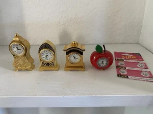 Vintage Lot 4 goldfarbene Messing Mini Uhr Quarz Xtra Batterie um Collezio GianPin - Bild 1 von 5