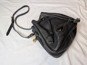 Dooney Bourke Vintage Rare Drawstring Bucket Pebble All WeatherLeather Crossbody - Picture 1 of 7