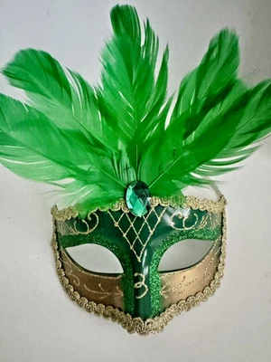 VENETIAN MASQUERADE CARNIVAL GLITTER FEATHER EYE MASK - Image 1 of 3