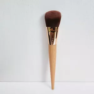 Tarte Large Face Powder Brush, Flat Blush Brush, Full Size, Brand New! - Picture 1 of 6