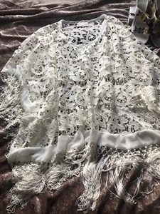 Schal von Miss June Paris, sehr edler Häkel Designer Style mit Quasten,  - Bild 1 von 8