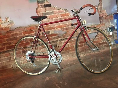 20 世纪 70 年代富士公路自行车 – 经典 10 速 – 恢复 – 弗吉尼亚州本地皮卡 — 第 1/4 张图片