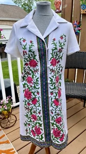 Vintage 60s Alfred Shaheen Polyester Shirt Dress Signed White Floral Sz 12 - Picture 1 of 12