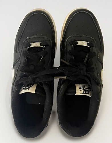 Nike Air Force 1 Low Nero Bianco Taglia 5.5Y 7 WMN Ragazzo o Ragazza