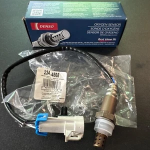Oxygen Sensor DENSO 234-4668 4 Wire 15.75” Heated - Picture 1 of 14
