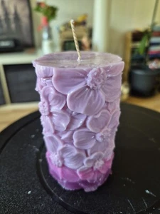 Hübsche Blumenkerze - Bild 1 von 1