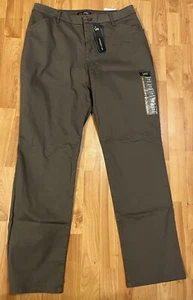 🌺Lee Women’s Relaxed Fit Straight Leg Mid Rise All Day Pants Sz 12M NWT - Picture 1 of 7