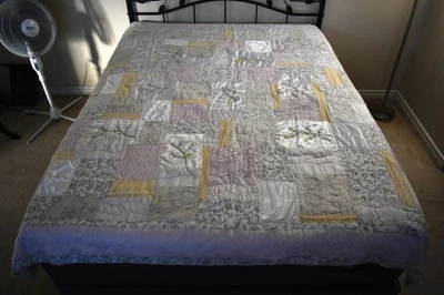 Vintage Quilt Full Queen Blanket Floral Flower embroidered Beads Country Cottage - Image 1 of 4