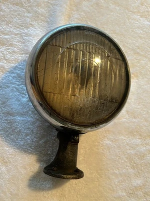 1940s 41 GM Oldsmobile Accessory Guide Fog Lamp Assembly & Lens 5930893 5 3/4" - Image 1 of 4