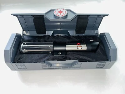 DARTH VADER LEGACY EMPUÑADURA DE SABLE DE LUZ STAR WARS GALAXY'S EDGE DISNEY Foto 1 de 4