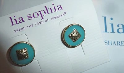 NUEVO CON ETIQUETAS - ARETES LIA SOPHIA "CAPRI" - TURQUESA/DORADO  Foto 1 de 3
